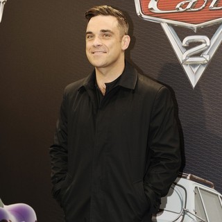 Robbie Williams in The Premiere of Cars 2