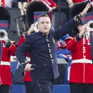Robbie Williams in The Diamond Jubilee Concert