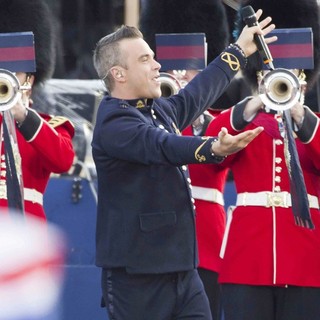 Robbie Williams in The Diamond Jubilee Concert