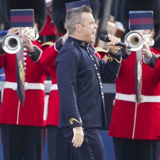 Robbie Williams in The Diamond Jubilee Concert