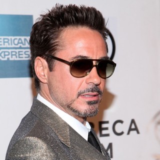 Robert Downey Jr. in Marvel's The Avengers Premiere During The Closing Night of The 2012 Tribeca Film Festival - Arrivals