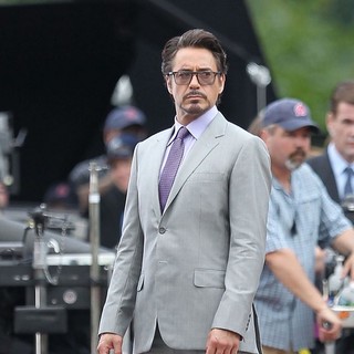 Robert Downey Jr. in Actors on The Set of The Avengers Shooting on Location in Manhattan