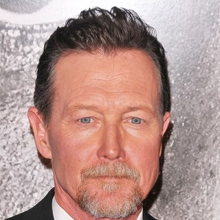 Robert Patrick in The Safe House Premiere - Arrivals - robert-patrick-premiere-safe-house-01