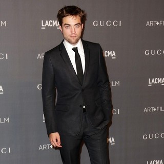Robert Pattinson in LACMA 2012 Art + Film Gala - Arrivals