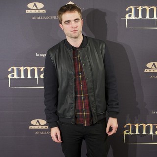 Robert Pattinson in The Twilight Saga's Breaking Dawn Part II - Photocall