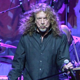 Robert Plant, Robert Plant and the Band of Joy in Robert Plant and the Band of Joy Performing Live
