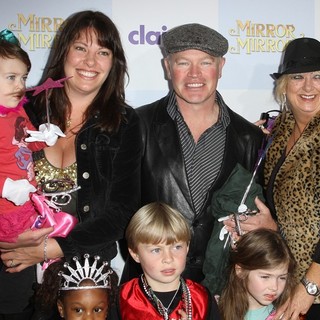 Ruve Robertson, Neal McDonough in Relativity Media Presents The Los Angeles Premiere of Mirror Mirror - Arrivals