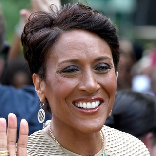 Robin Roberts (II) in Robin Roberts at Good Morning America's Summer Concert Series
