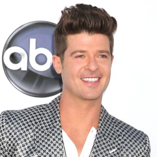 2012 Billboard Music Awards - Arrivals