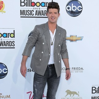2012 Billboard Music Awards - Arrivals