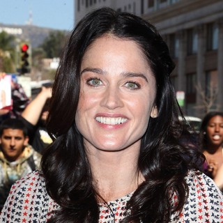 Robin Tunney in Simon Baker Is Honoured with A Star on The Hollywood Walk of Fame