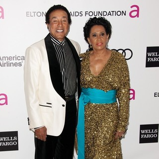 Smokey Robinson, Frances Gladney in The 20th Annual Elton John AIDS Foundation's Oscar Viewing Party - Arrivals