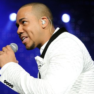 Romeo Santos in Romeo Santos Performs Live at American Airline Arena