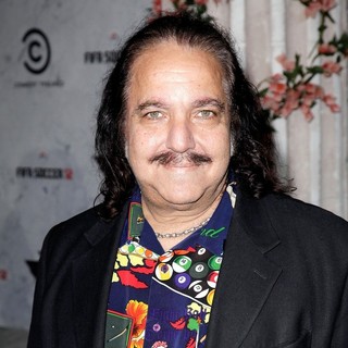 Ron Jeremy in Comedy Central Roast of Charlie Sheen - Arrivals - ron-jeremy-comedy-central-roast-of-charlie-sheen-01