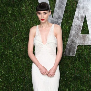 Rooney Mara in 2012 Vanity Fair Oscar Party - Arrivals
