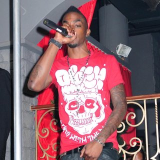 Roscoe Dash in Roscoe Dash Performs Live on Stage