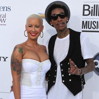 Amber Rose, Wiz Khalifa in 2012 Billboard Music Awards - Arrivals