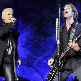 Roxette in Roxette Perform Live