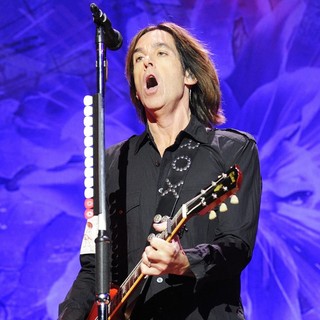 Per Gessle, Roxette in Roxette Perform Live