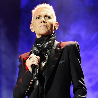 Marie Fredriksson, Roxette in Roxette Perform Live