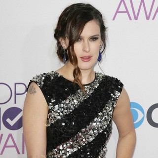 Rumer Willis in People's Choice Awards 2013 - Red Carpet Arrivals