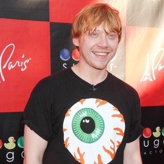 Rupert Grint Hosts A Meet and Greet - rupert-grint-hosts-a-meet-and-greet-04