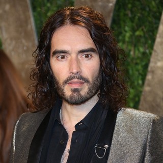 Russell Brand in 2013 Vanity Fair Oscar Party - Arrivals - russell-brand-2013-vanity-fair-oscar-party-02