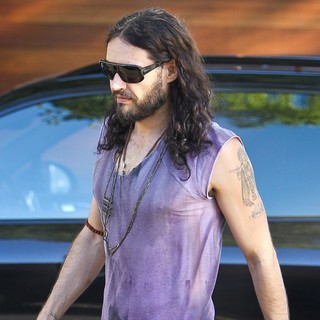 Russell Brand in Russell Brand Seen Leaving The Studio Walking Barefoot