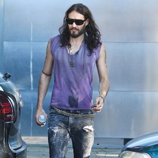 Russell Brand in Russell Brand Seen Leaving The Studio Walking Barefoot