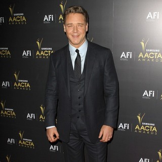 Russell Crowe in 2012 Australian Academy of Cinema and Television Arts Awards - Arrivals