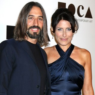 Robert Russell, Lisa Edelstein in 2011 MOCA Gala: An Artist's Life Manifesto - Arrivals
