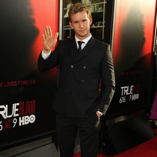 Ryan Kwanten in Premiere of HBO's True Blood Season 6 - Arrivals - ryan-kwanten-premiere-true-blood-season-6-03