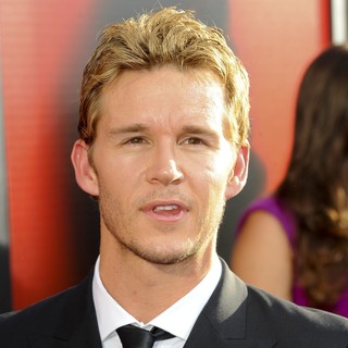Ryan Kwanten in Premiere of HBO's True Blood Season 6 - Arrivals - ryan-kwanten-premiere-true-blood-season-6-05