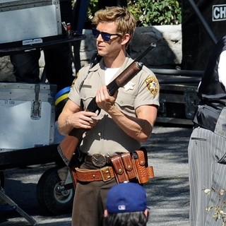 Ryan Kwanten in Actors on The Set of True Blood