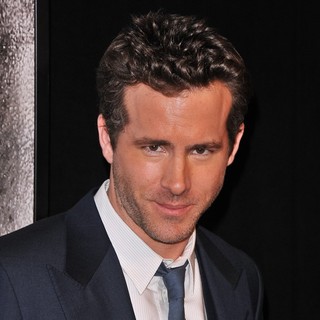 Ryan Reynolds in The Safe House Premiere - Arrivals