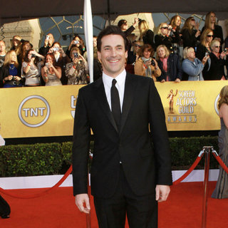 Jon Hamm in The 17th Annual Screen Actors Guild Awards (SAG Awards 2011) - Arrivals