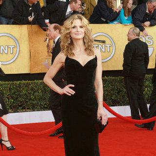 Kyra Sedgwick in The 17th Annual Screen Actors Guild Awards (SAG Awards 2011) - Arrivals
