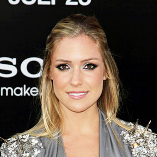 Kristin Cavallari in The L.A. Movie Premiere of 'Salt' - Arrivals