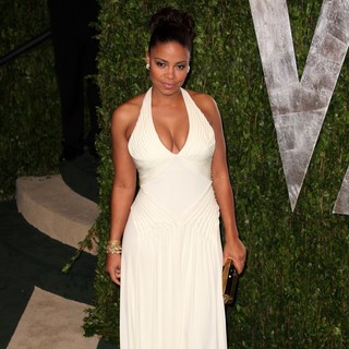 Sanaa Lathan in 2012 Vanity Fair Oscar Party - Arrivals - sanaa-lathan-2012-vanity-fair-oscar-party-02