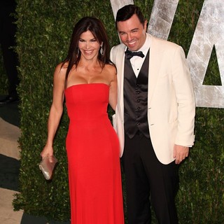 Lauren Sanchez, Seth MacFarlane in 2012 Vanity Fair Oscar Party - Arrivals