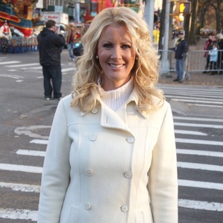 Sandra Lee in 86th Annual Macy's Thanksgiving Day Parade