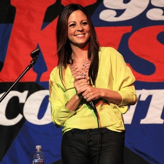 Sara Evans in Sara Evans Performs at The 99.9 Kiss Country Undercover Concert