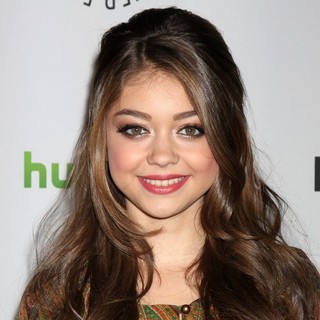 Sarah Hyland in PaleyFest 2012 - Modern Family Event - Arrivals