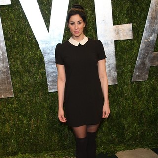 Sarah Silverman in 2013 Vanity Fair Oscar Party - Arrivals - sarah-silverman-2013-vanity-fair-oscar-party-03