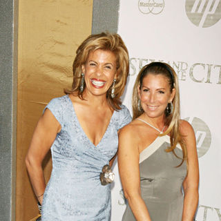 Hoda Kotb in World Premiere of 'Sex and the City 2' - Arrivals