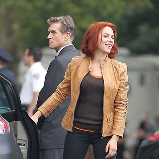 Scarlett Johansson in Actors on The Set of The Avengers Shooting on Location in Manhattan