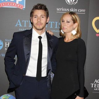 Scott Clifton
