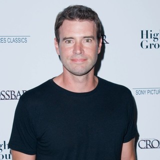 Scott Foley Picture 8 - Los Angeles Premiere for The Fifth Season of
