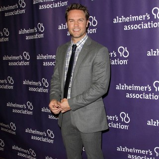 Scott Porter in The 20th Annual A Night at Sardi's Fundraiser and Awards Dinner - Arrivals