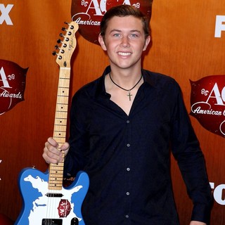 Scotty McCreery in 2011 American Country Awards - Press Room